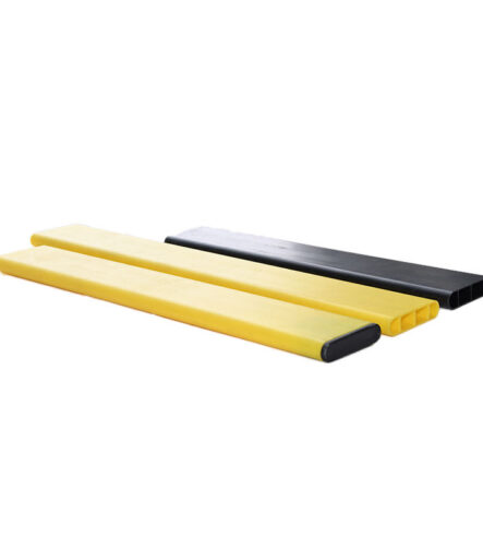 Durable PVC Fence for Long-Lasting Use HDPE/PA/PP/PC/PE/PVC/ABS PVC Strip Garden Fence