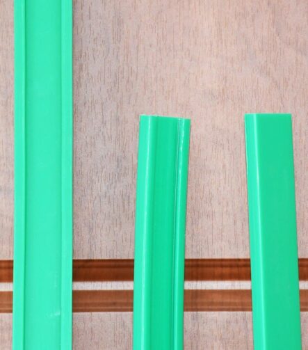 Eco-Friendly Flat Conveyor Wear Strip Green Color UHMW PE in Polietilene