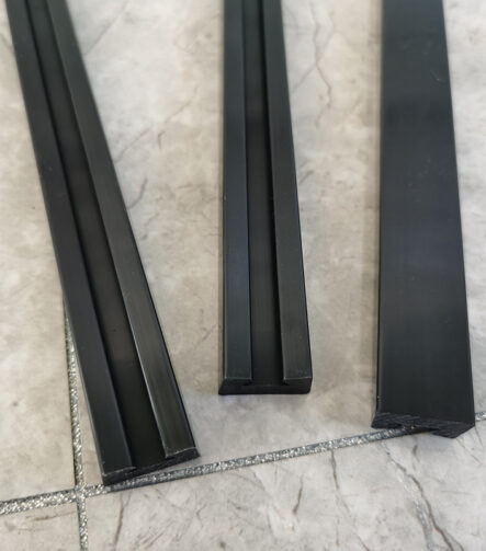 Engineering Plastics Sprocket Wheel Chain Drive Conveyor Belt UHMWPE Guide Wear Strips