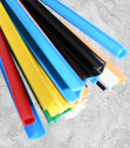 Hot Selling Aluminum Profile Groove Glass Plates Protect Black Standard 10 T-Slot Covers