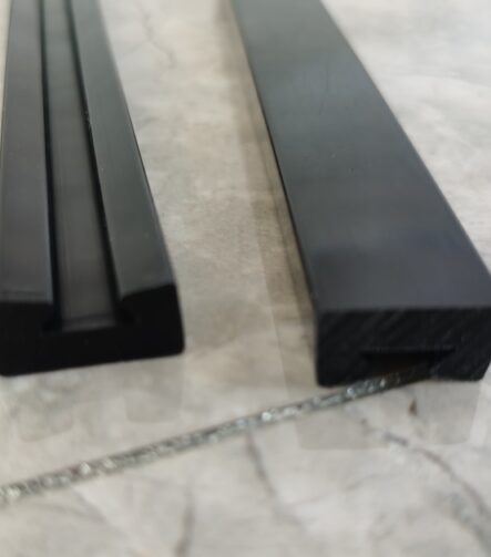 ODM / OEM Engineering Plastic Polyethylene Extrusion HDPE Extruded UHMWPE Extruding Nylatron Wear Strip