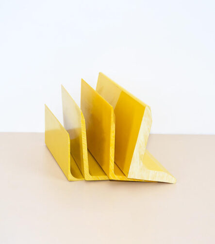 Plastic Angle Strips Plastic Strip Edge Guard Plastic Extrusion Profile PVC Custom Profiles PVC Bead Corner