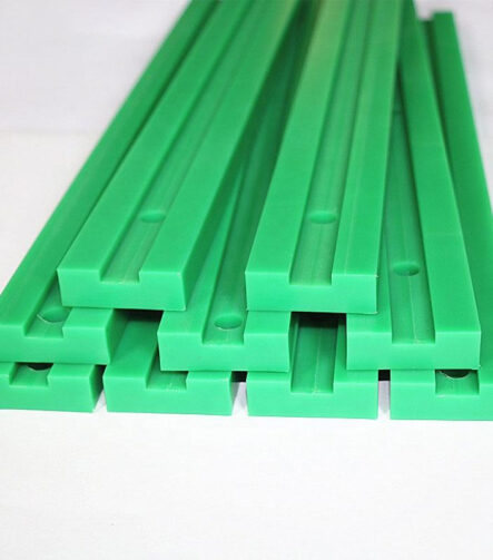 Plastic Chain Guide Wear Strip Extrusion Plastic HDPE Strip Top Chain Wear Strips