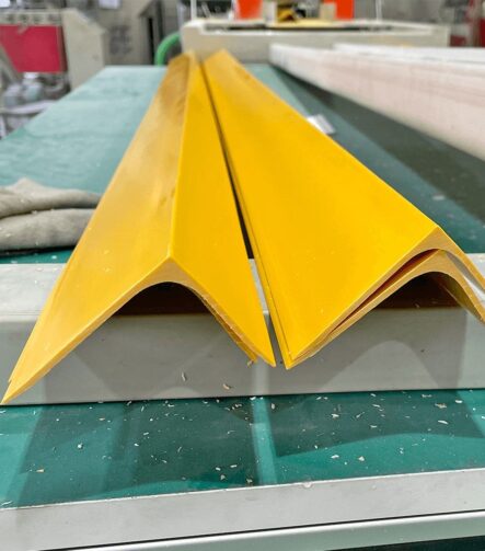 Plastic Corner Protection Profile L Shape for Wall Guard in Industrial and Commercial Use