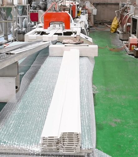 Plastic LED Lighting Profile Extrusion Channel for Linear Light Systems Custom Design