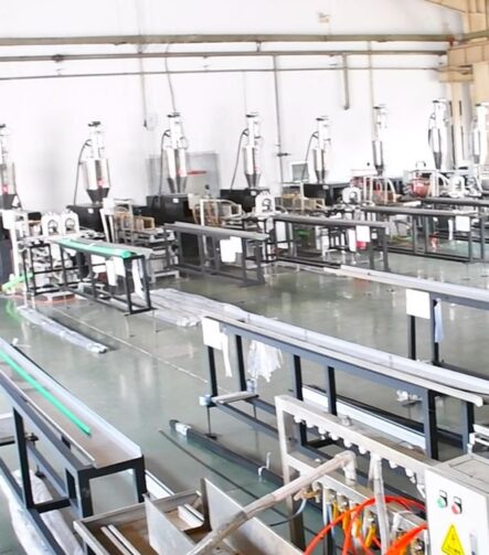 Roller Conveyor Line Wear Strip HDPE Extruded Plastic Wear Strip UHMWPE PP PE PVC Profile