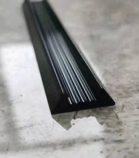 Top Quality Food Grade Plastic UHMWPE Sheet Conveyor Plastic Wear Strip