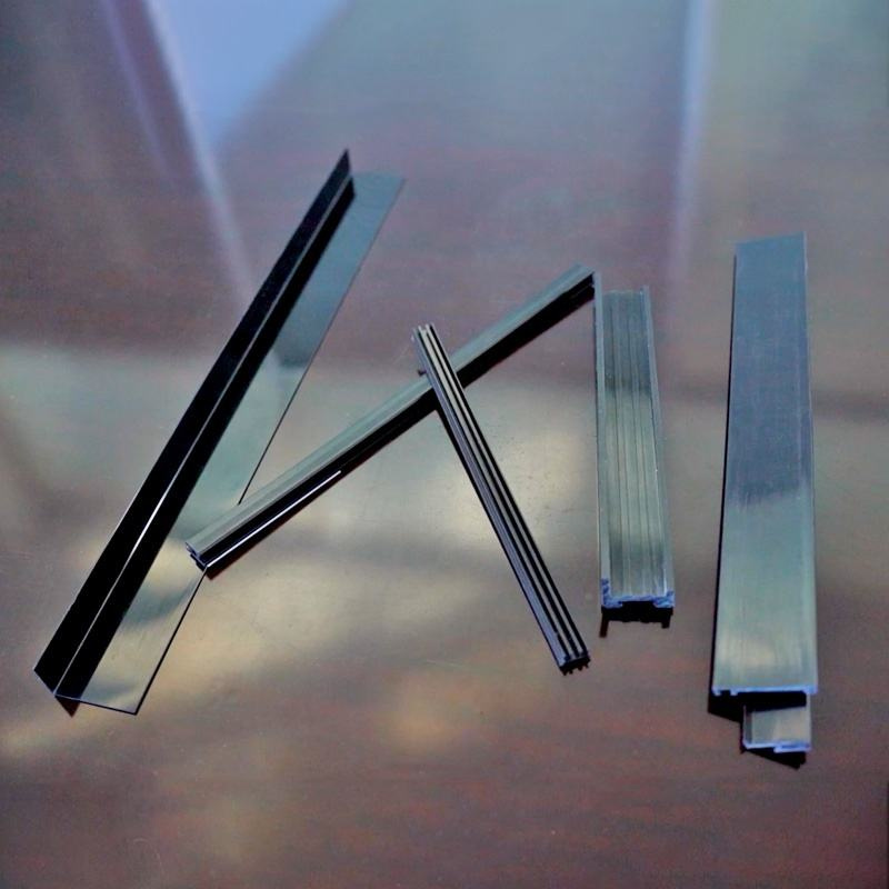 Ts Type Chain Guide K-Type Chain Guide Pallets for Conveyor Equipment Ultra-High Molecular Weight Extruded Wear Strips UHMW Products